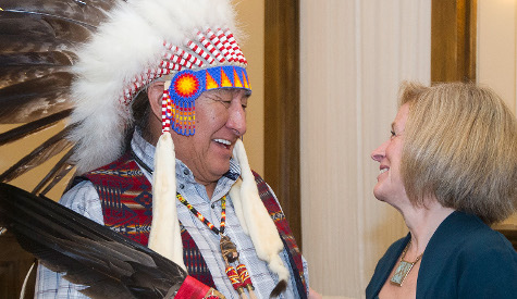 Alberta government and Blackfoot Confederacy sign a new relationship agreement