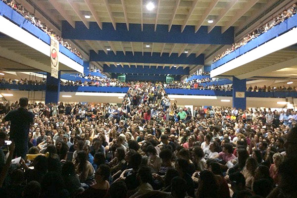 Brasil students debate resistance to Bolsonaro